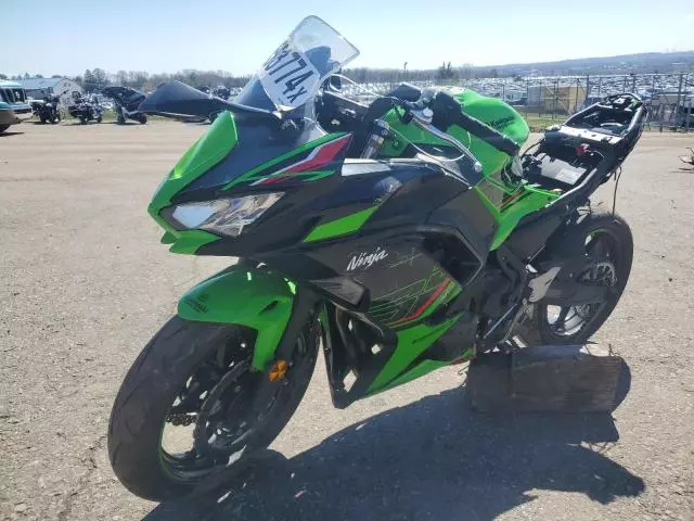 2023 Kawasaki EX650 R