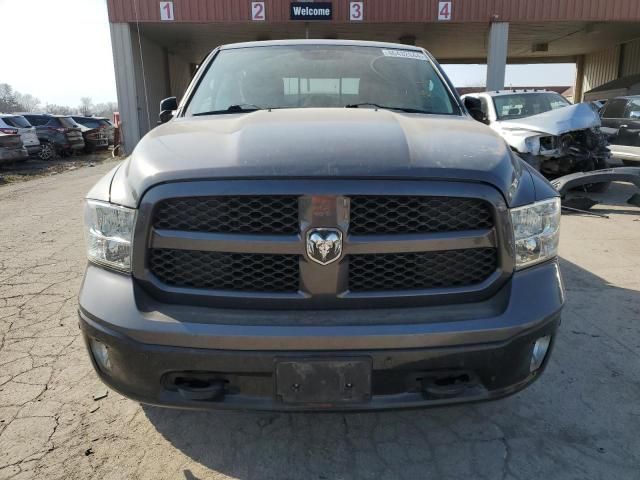 2015 Dodge RAM 1500 SLT