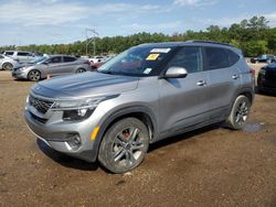 KIA Vehiculos salvage en venta: 2021 KIA Seltos S