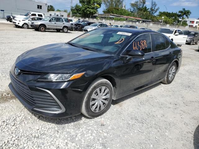 2022 Toyota Camry LE