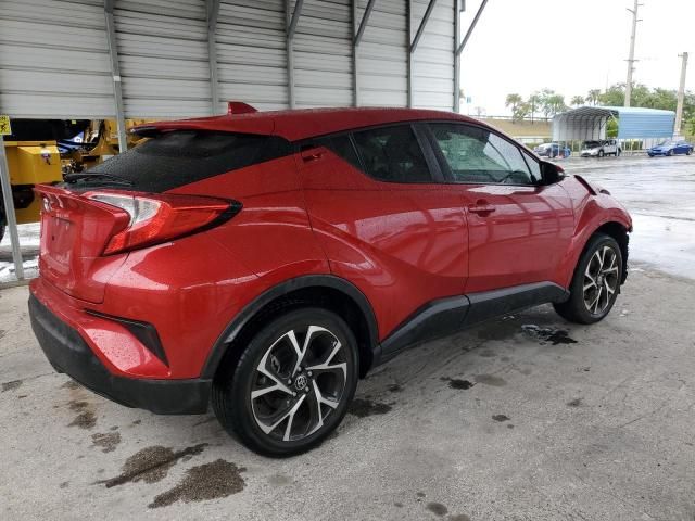 2022 Toyota C-HR XLE