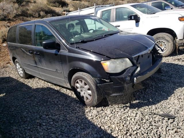 2009 Chrysler Town & Country LX