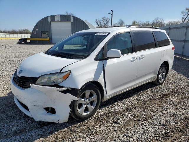 2012 Toyota Sienna LE