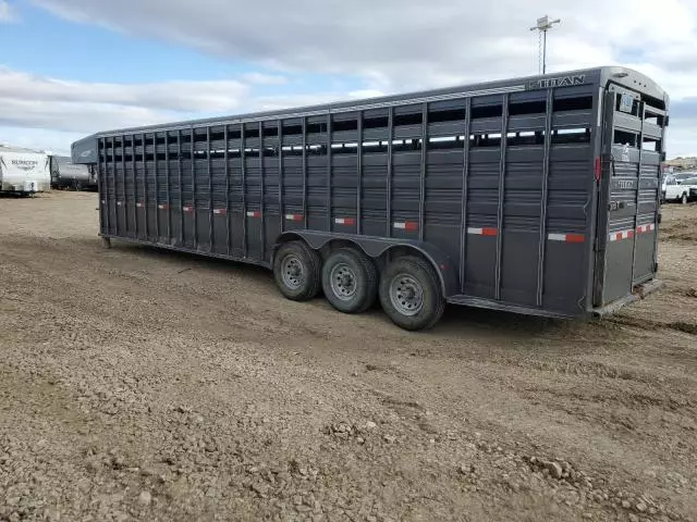 2019 Titan Horse Trailer