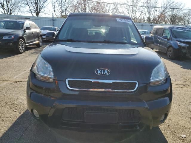 2010 KIA Soul +