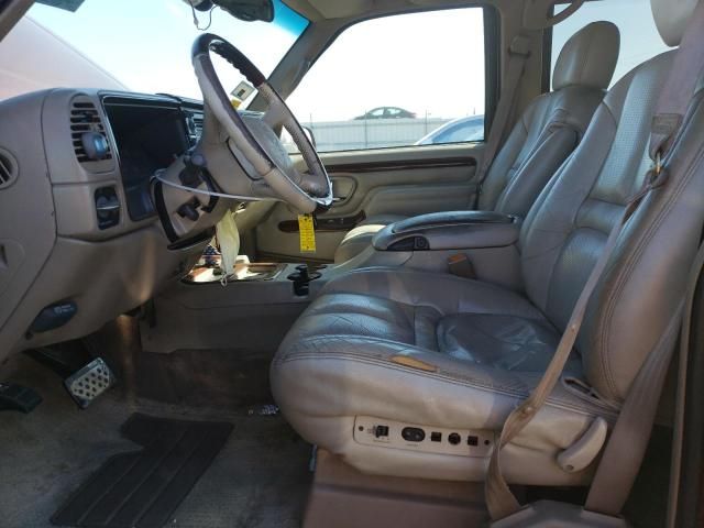 2000 Cadillac Escalade