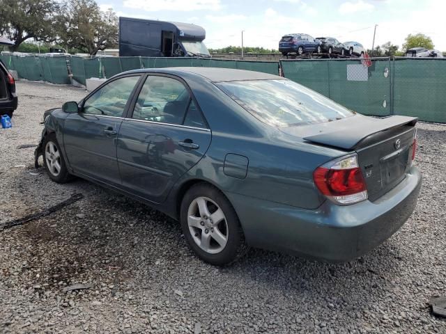 2005 Toyota Camry LE