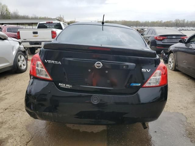 2013 Nissan Versa S