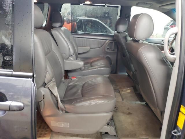 2007 Toyota Sienna XLE