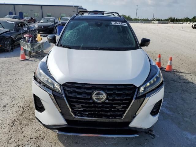 2021 Nissan Kicks SR