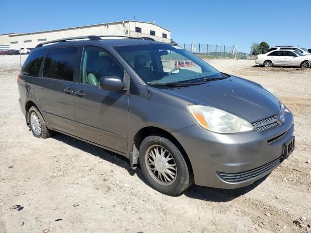 2004 Toyota Sienna CE