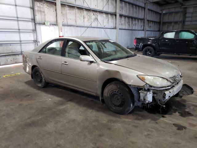 2005 Toyota Camry LE