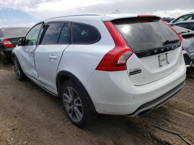 2015 Volvo V60 Cross Country Premier