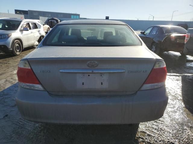 2005 Toyota Camry LE