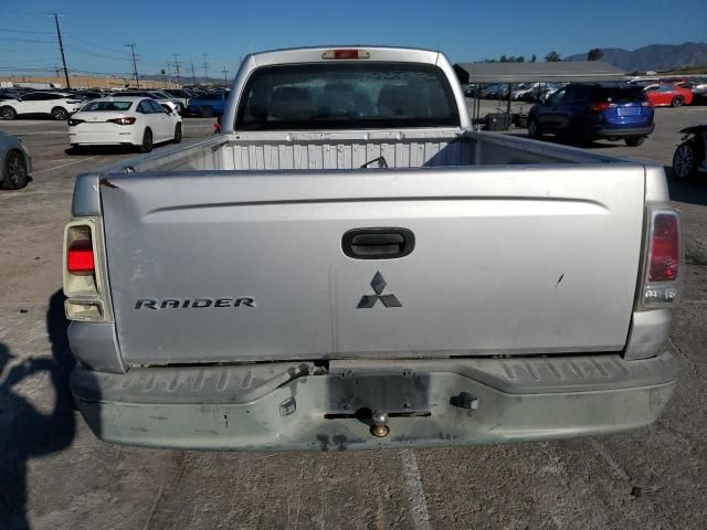 2008 Mitsubishi Raider LS