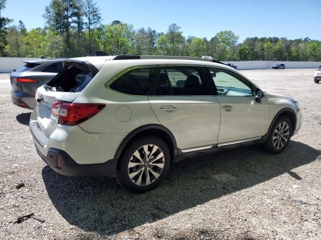 2018 Subaru Outback Touring