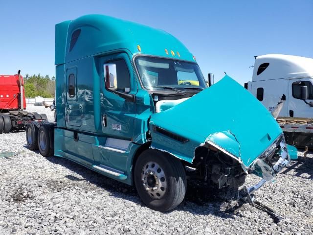 2018 Freightliner Cascadia 126