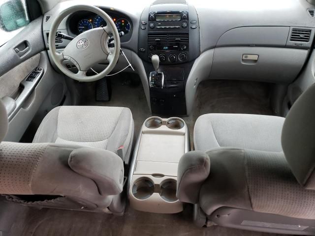 2008 Toyota Sienna CE