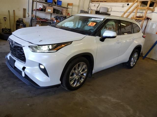 2022 Toyota Highlander Limited