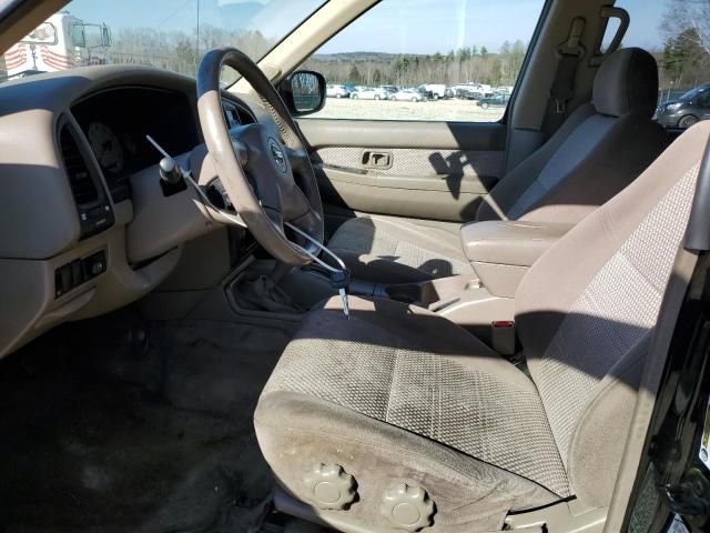 2004 Nissan Pathfinder LE