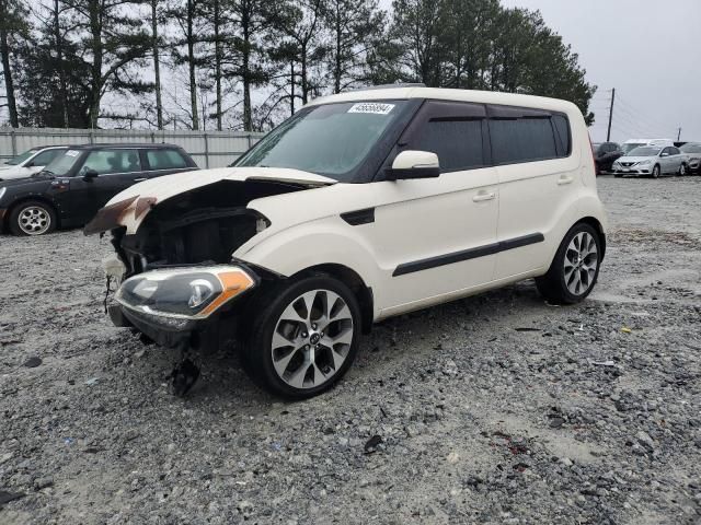 2013 KIA Soul +