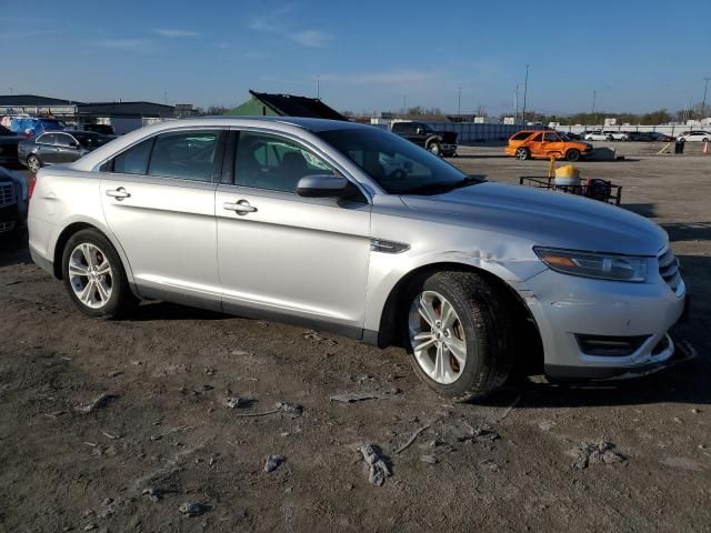 2015 Ford Taurus SEL