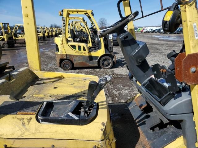 2005 Hyster Forklift