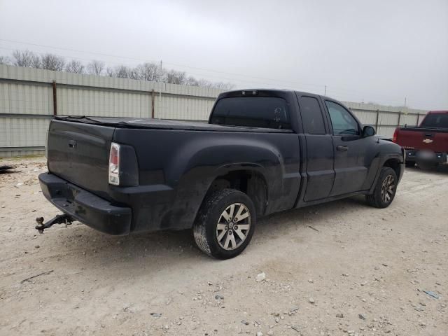 2006 Mitsubishi Raider LS