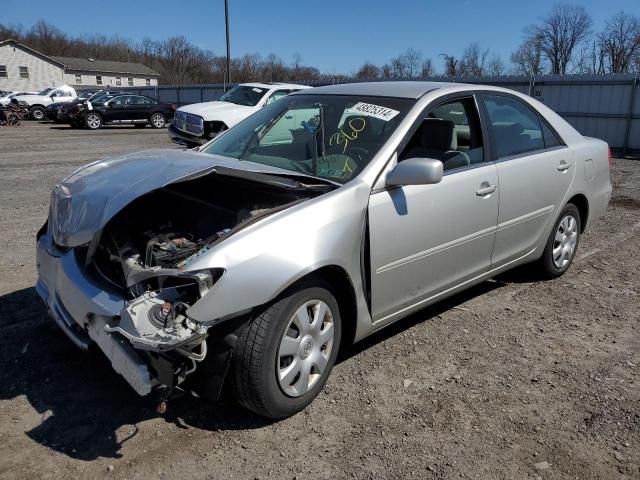 2004 Toyota Camry LE