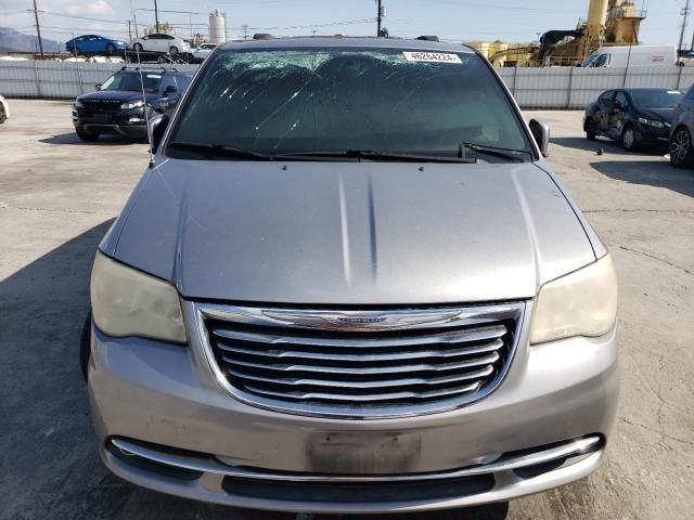 2013 Chrysler Town & Country Touring