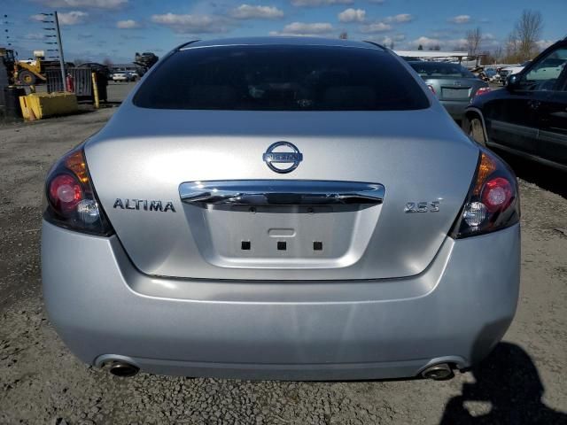 2010 Nissan Altima Base