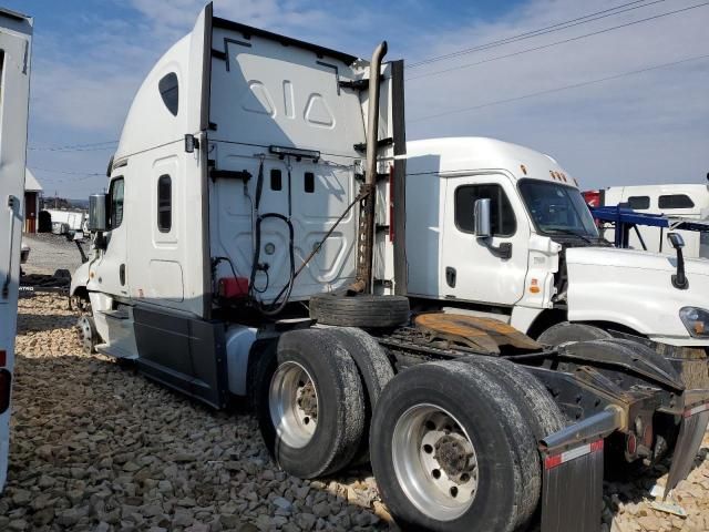 2016 Freightliner Cascadia 125