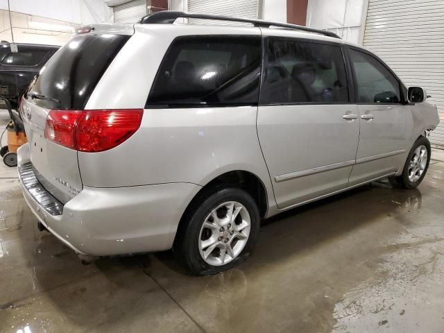 2006 Toyota Sienna XLE