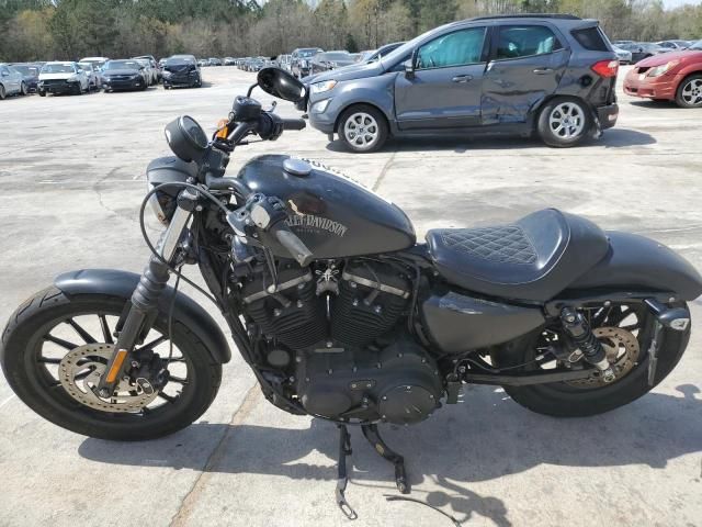 2015 Harley-Davidson XL883 Iron 883