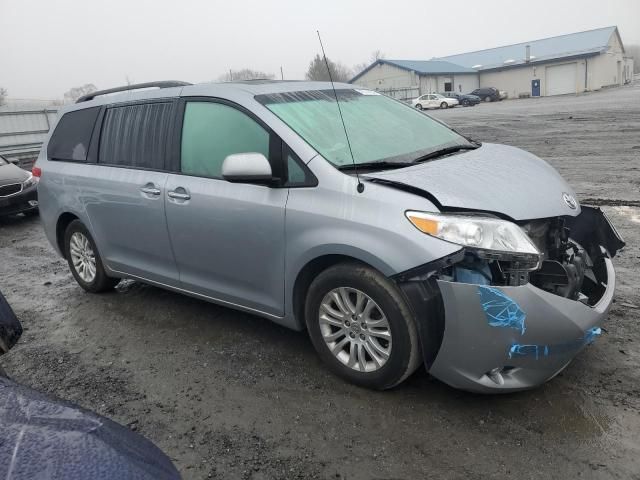 2014 Toyota Sienna XLE