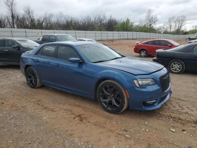 2021 Chrysler 300 Touring