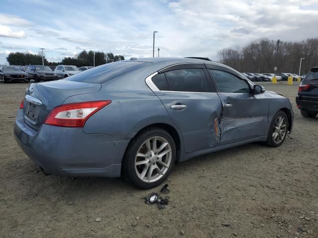 2010 Nissan Maxima S