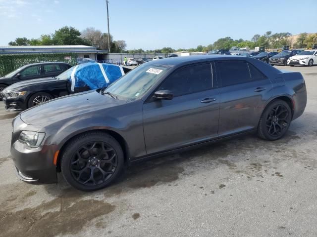 2019 Chrysler 300 Touring