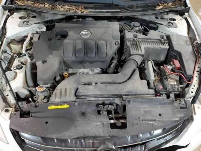 2010 Nissan Altima Base