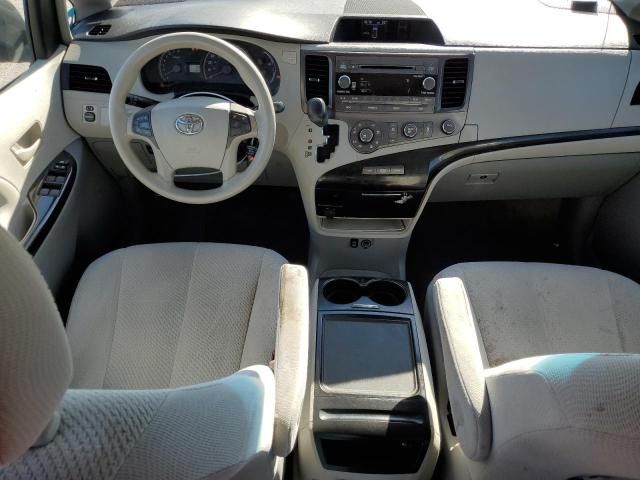 2012 Toyota Sienna LE