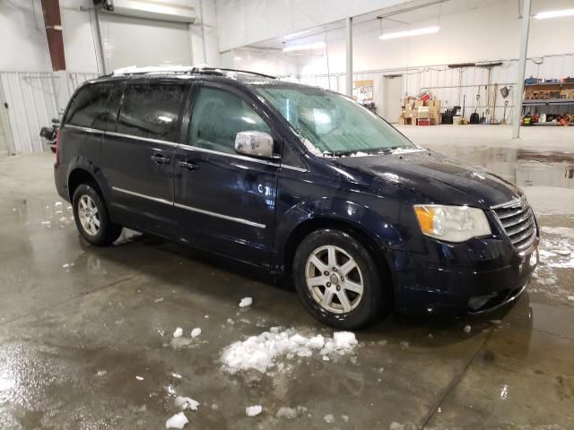 2010 Chrysler Town & Country Touring Plus