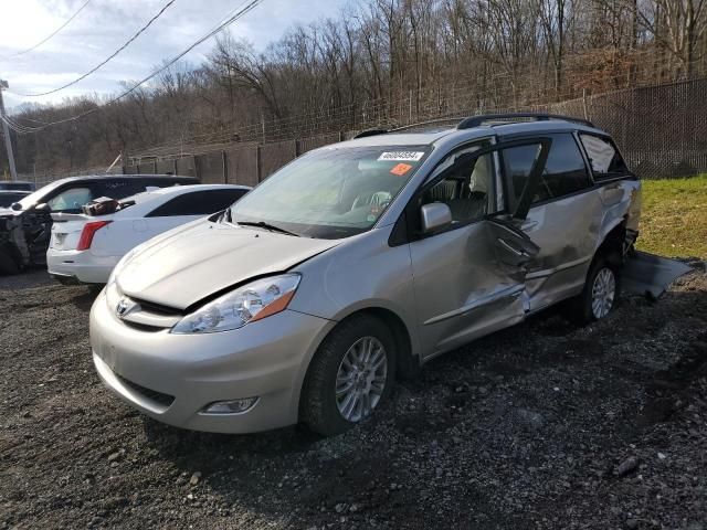 2008 Toyota Sienna XLE