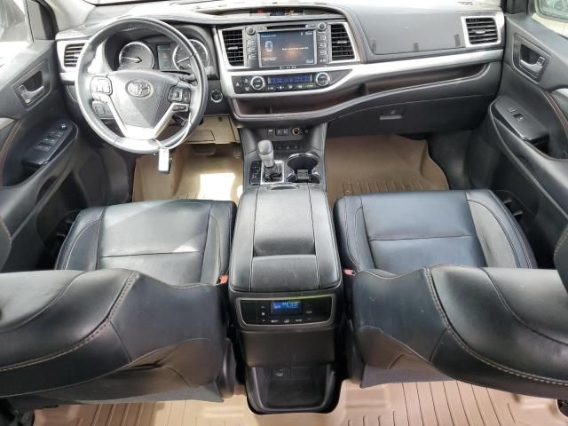 2018 Toyota Highlander SE