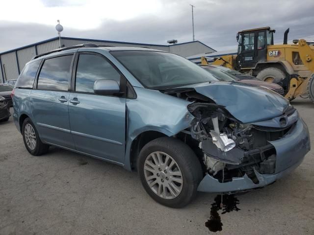 2008 Toyota Sienna XLE