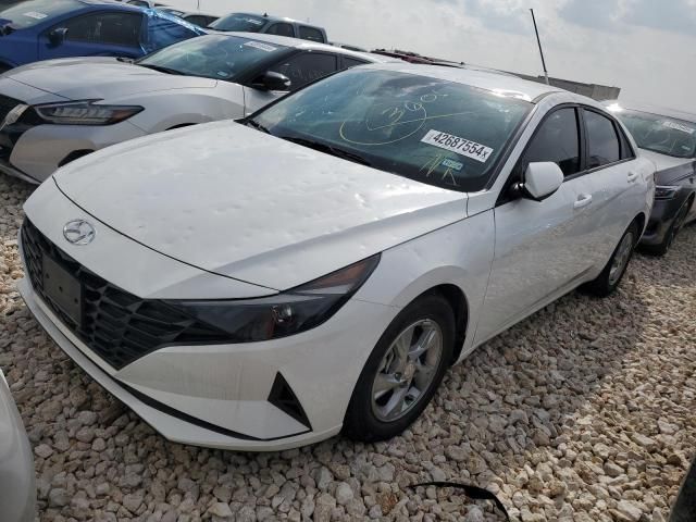 2023 Hyundai Elantra SE