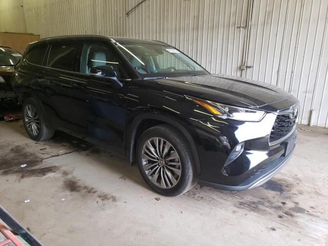 2022 Toyota Highlander Platinum