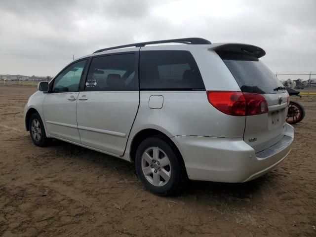 2006 Toyota Sienna XLE