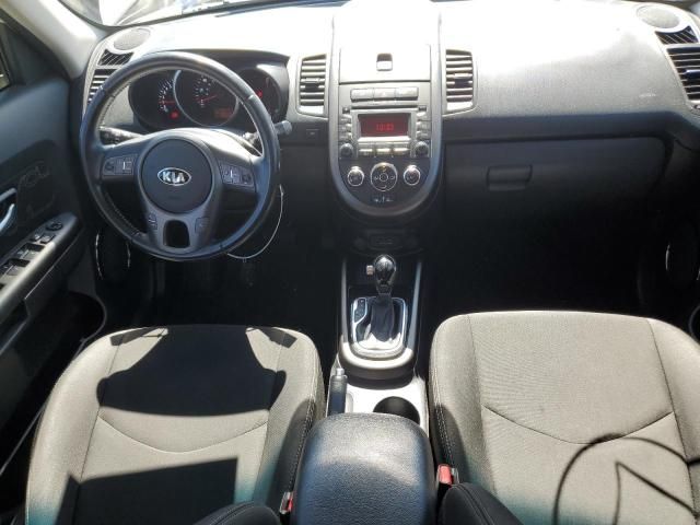 2013 KIA Soul +