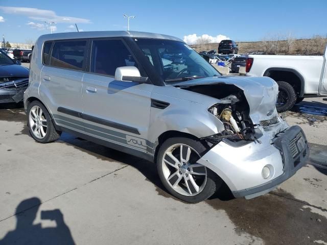 2010 KIA Soul +