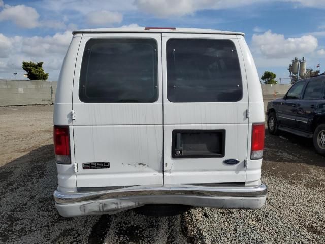 2003 Ford Econoline E350 Super Duty Wagon